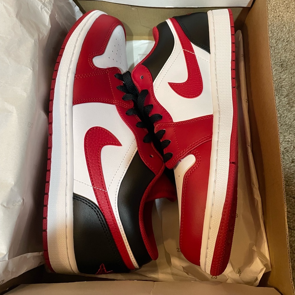 Jordan 1 Low